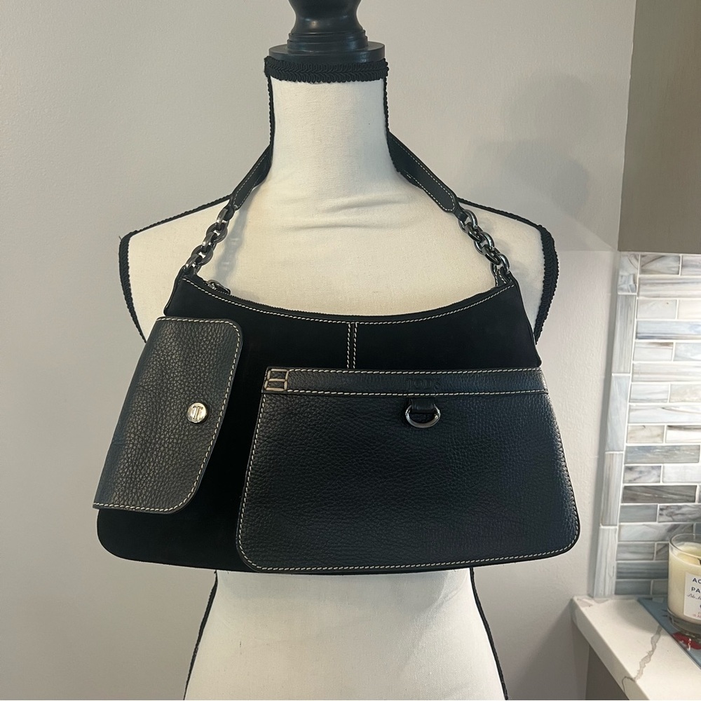 NWOT Tod’s Pebbled black leather & suede shoulder bag